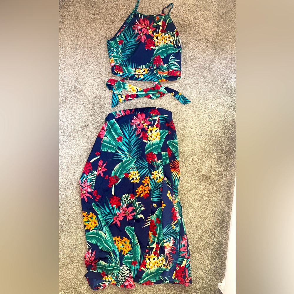 2 pc Floral Set 🌺